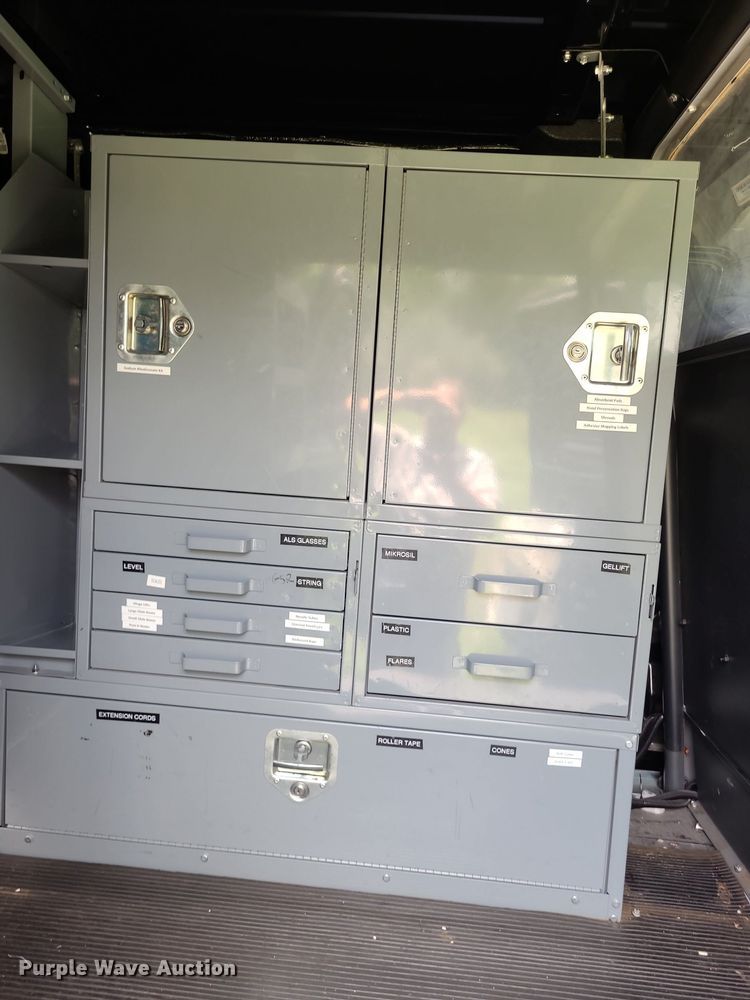 image for item DK1934 2008 Ford E350 Super Duty  van