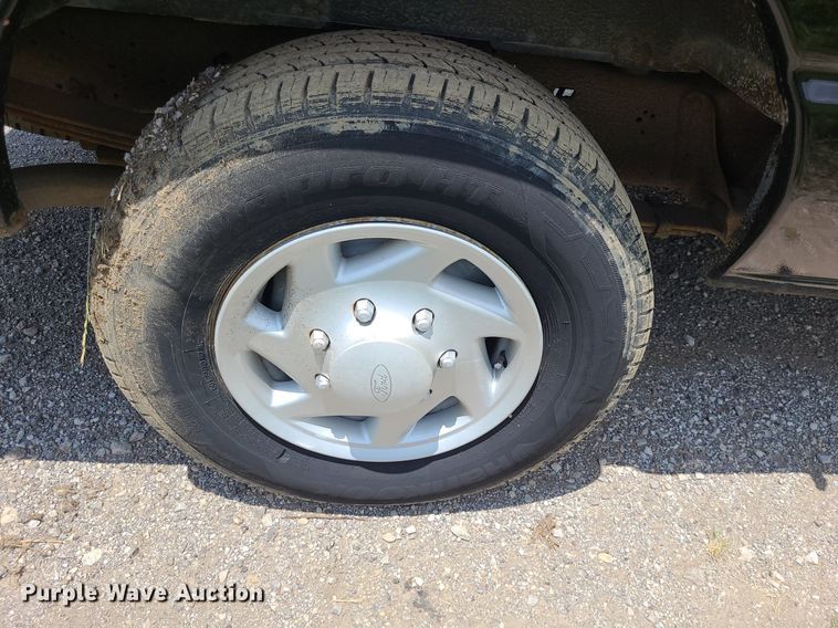 image for item DK1934 2008 Ford E350 Super Duty  van