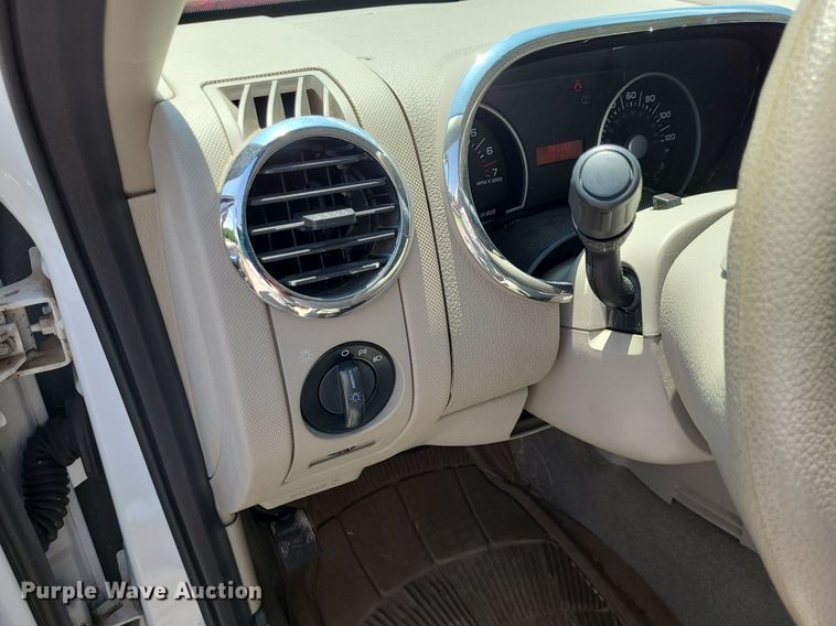 image for item DK1935 2006 Ford Explorer  SUV