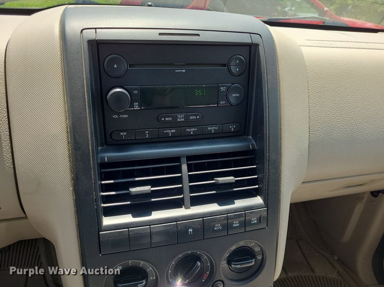 image for item DK1935 2006 Ford Explorer  SUV