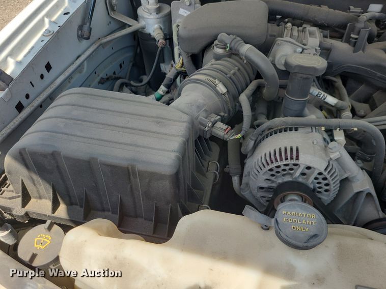 image for item DK1935 2006 Ford Explorer  SUV