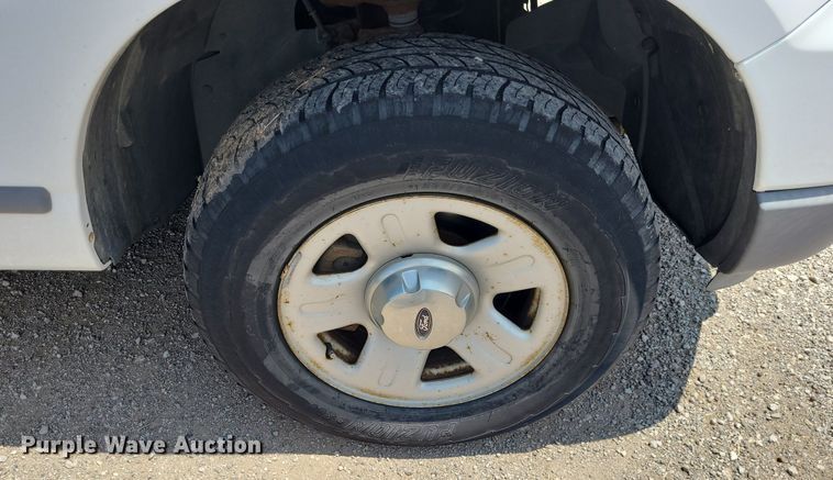 image for item DK1935 2006 Ford Explorer  SUV