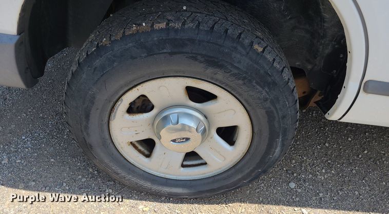 image for item DK1935 2006 Ford Explorer  SUV