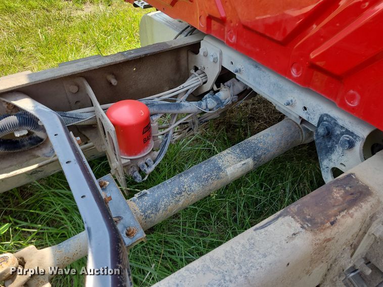 image for item DK1937 2011 International DuraStar 4300  truck cab and chassis