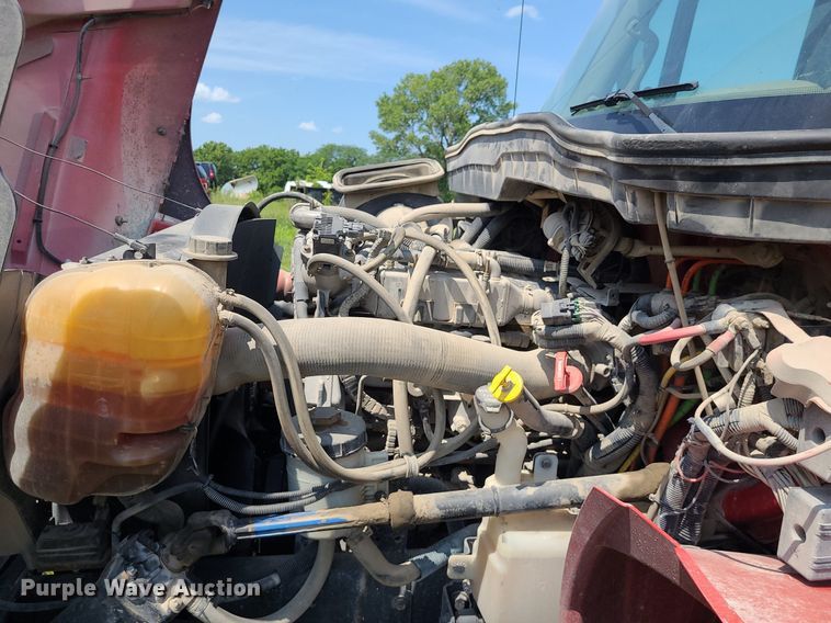 image for item DK1937 2011 International DuraStar 4300  truck cab and chassis