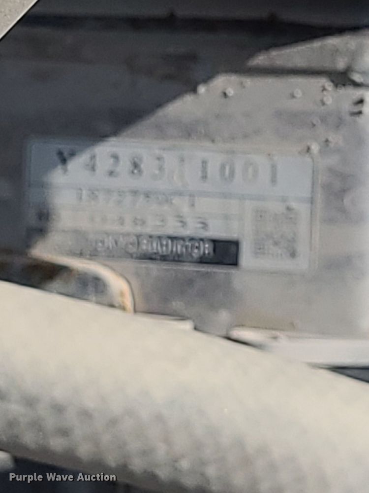 image for item DK1937 2011 International DuraStar 4300  truck cab and chassis