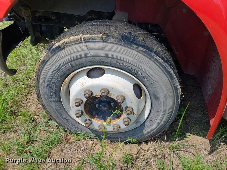 image for item DK1937 2011 International DuraStar 4300  truck cab and chassis