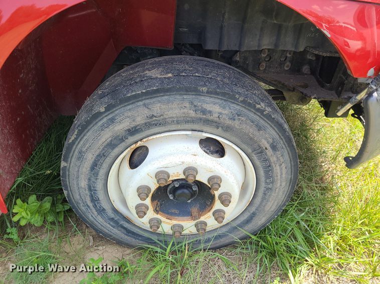 image for item DK1937 2011 International DuraStar 4300  truck cab and chassis