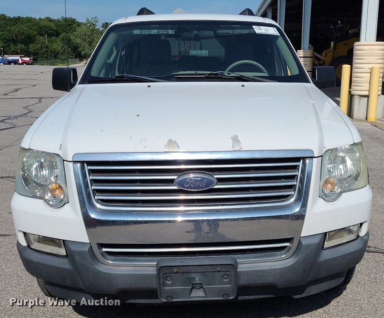 image for item DK1938 2007 Ford Explorer XLT  SUV