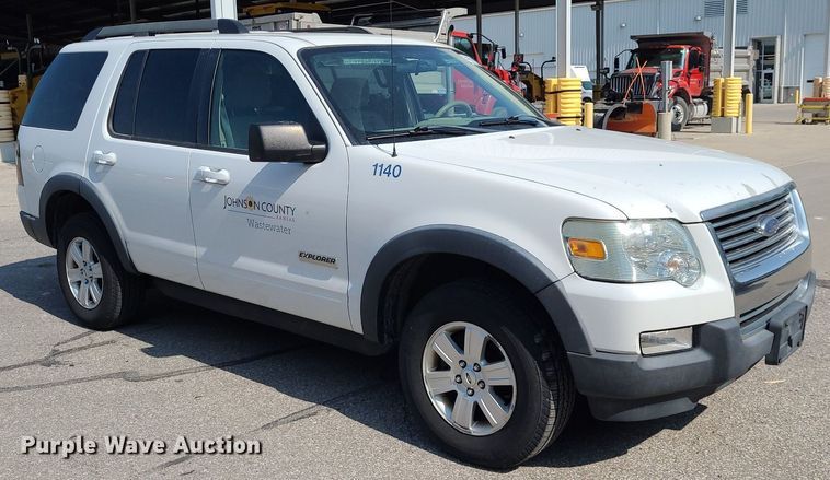 image for item DK1938 2007 Ford Explorer XLT  SUV