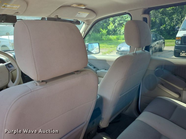 image for item DK1938 2007 Ford Explorer XLT  SUV