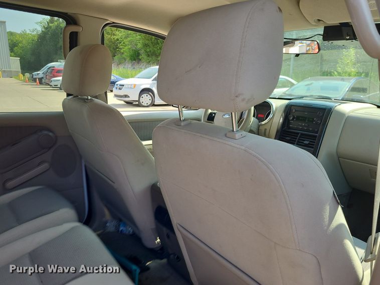 image for item DK1938 2007 Ford Explorer XLT  SUV