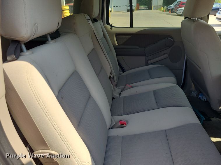 image for item DK1938 2007 Ford Explorer XLT  SUV