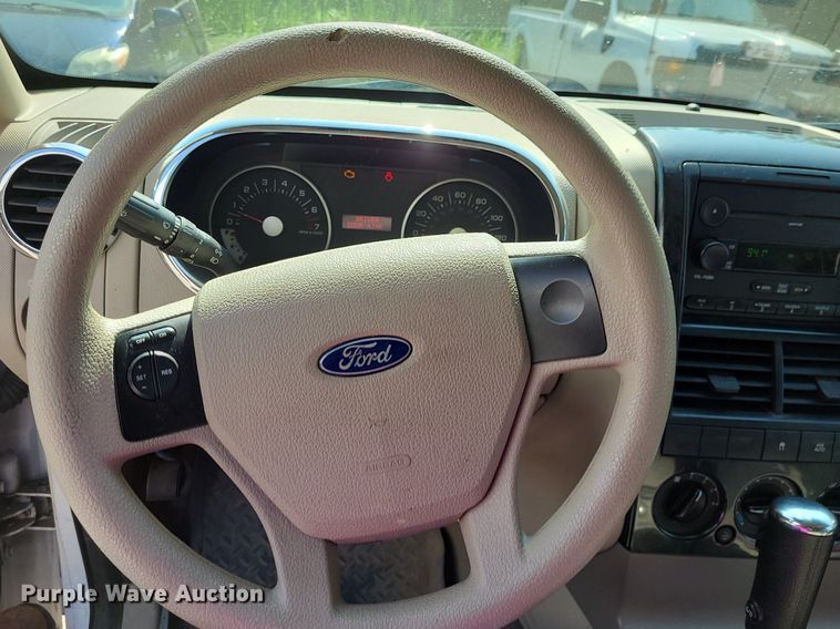image for item DK1938 2007 Ford Explorer XLT  SUV