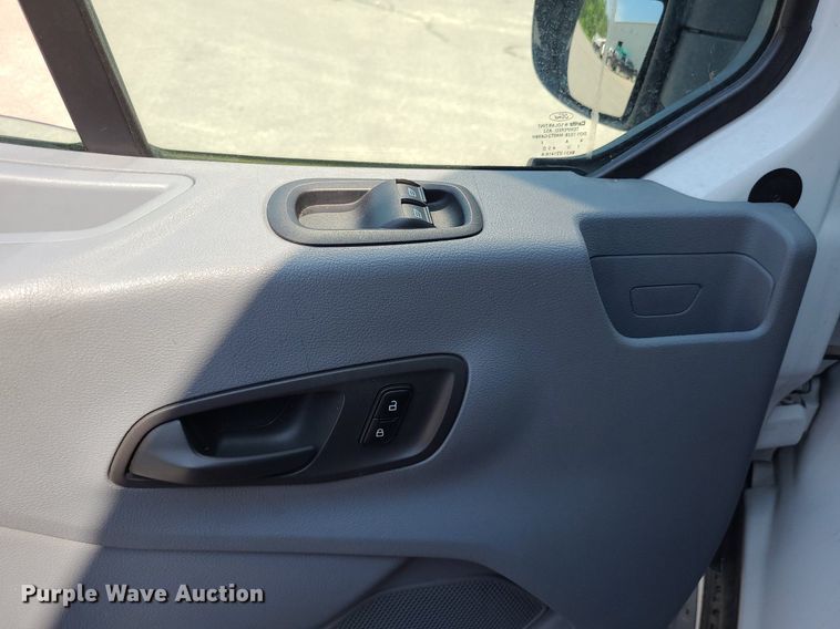 image for item DK1940 2015 Ford Transit 350  van