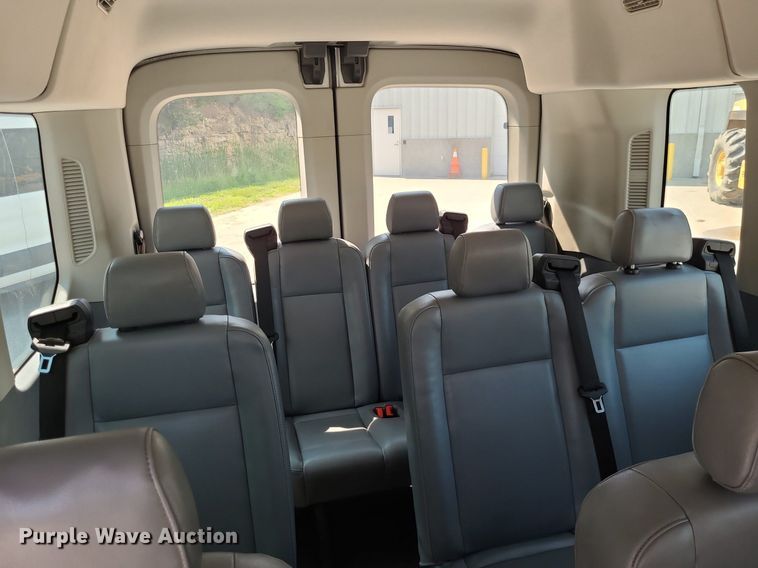 image for item DK1940 2015 Ford Transit 350  van