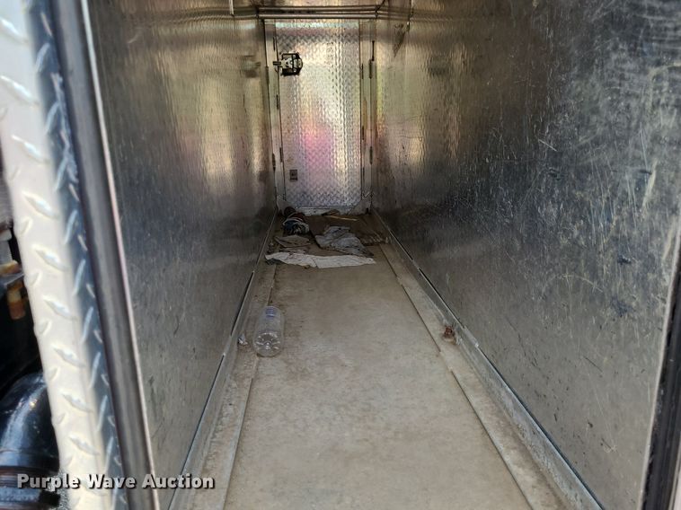 image for item DK1941 2005 International 4300  sewer jetter truck