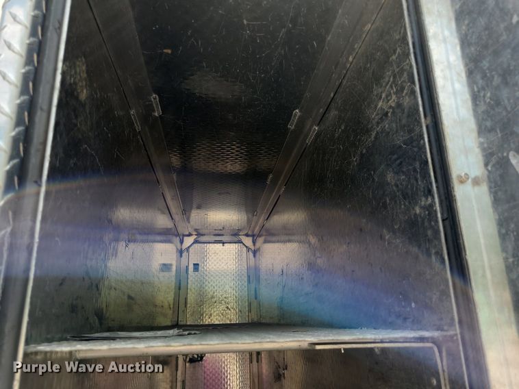 image for item DK1941 2005 International 4300  sewer jetter truck