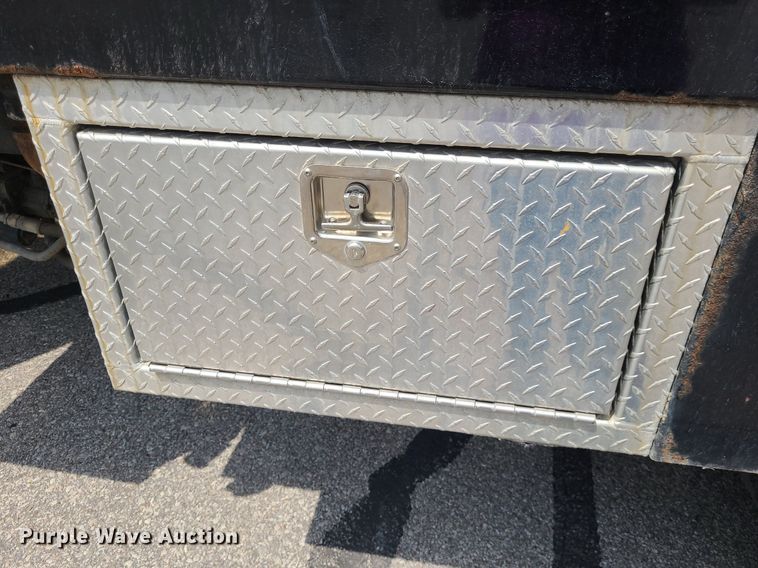 image for item DK1941 2005 International 4300  sewer jetter truck