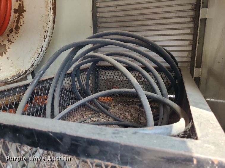 image for item DK1941 2005 International 4300  sewer jetter truck