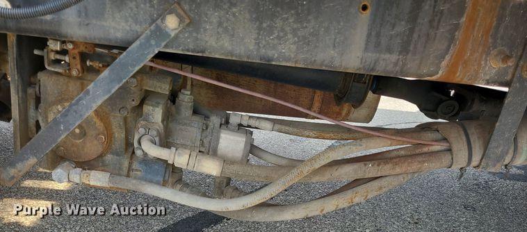 image for item DK1941 2005 International 4300  sewer jetter truck