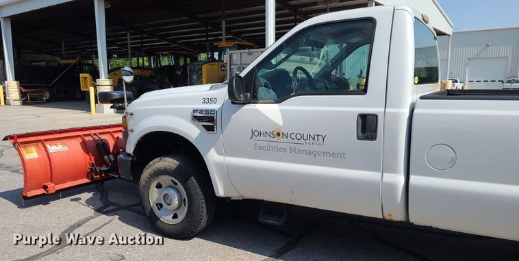 image for item DK1942 2008 Ford F250 Super Duty XL  pickup truck