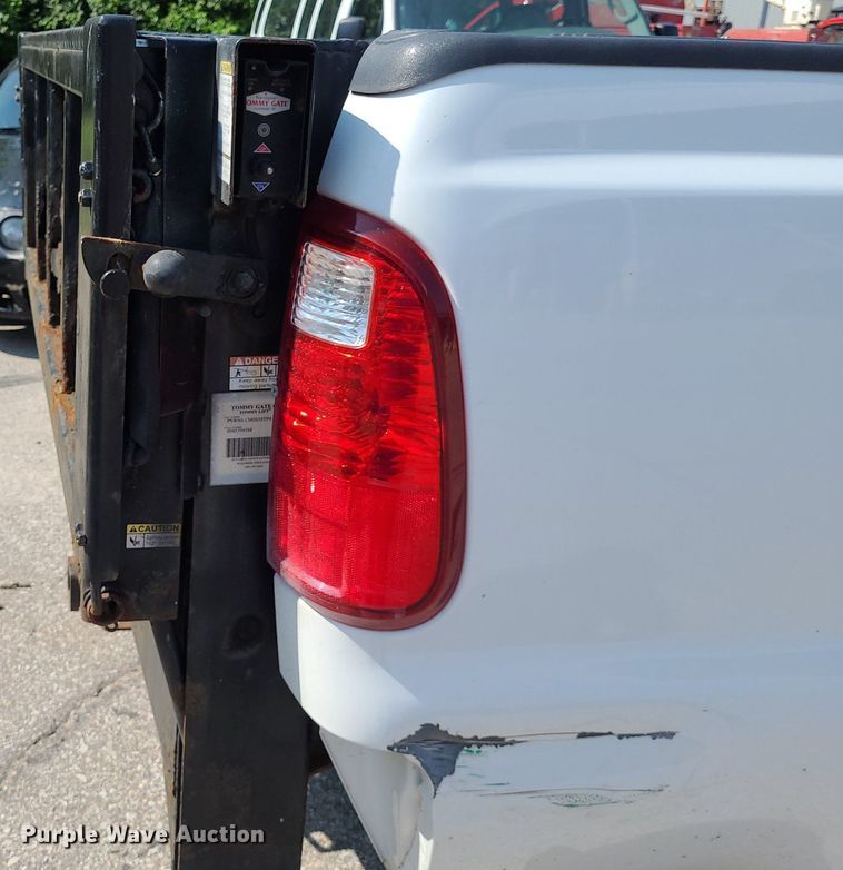 image for item DK1942 2008 Ford F250 Super Duty XL  pickup truck