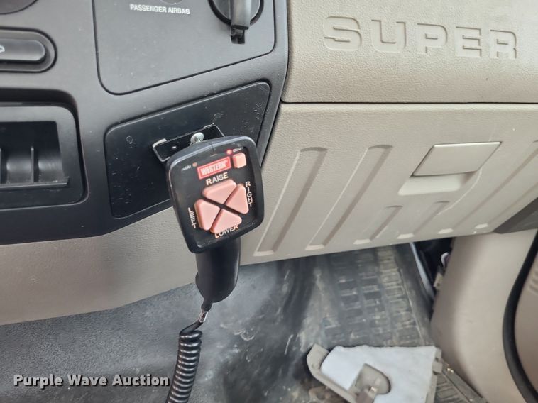 image for item DK1942 2008 Ford F250 Super Duty XL  pickup truck