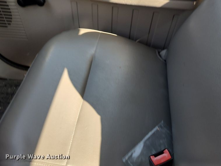 image for item DK1942 2008 Ford F250 Super Duty XL  pickup truck