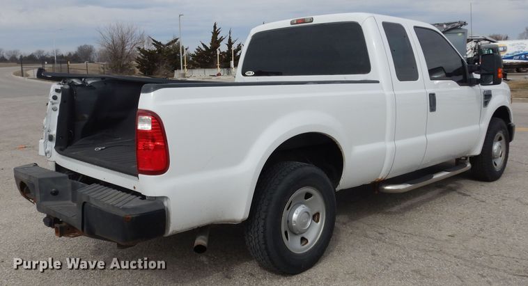 image for item DK7670 2009 Ford F250 Super Duty XL  SuperCab pickup truck