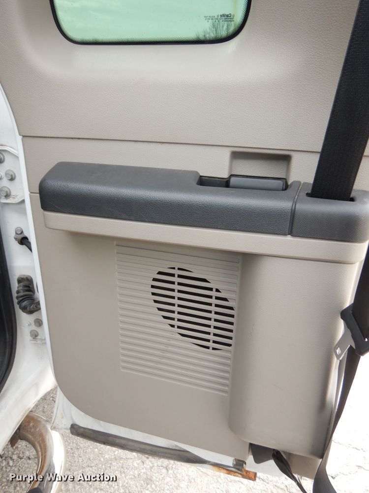 image for item DK7670 2009 Ford F250 Super Duty XL  SuperCab pickup truck