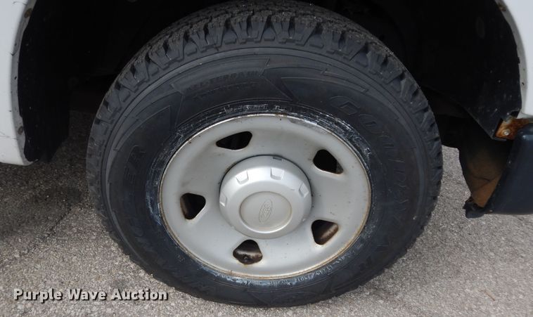 image for item DK7670 2009 Ford F250 Super Duty XL  SuperCab pickup truck