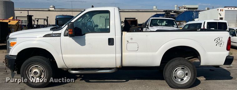 image for item DM4961 2011 Ford F350 Super Duty XL  pickup truck