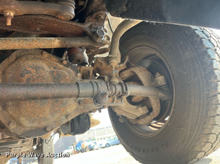 image for item DM4961 2011 Ford F350 Super Duty XL  pickup truck