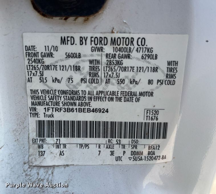 image for item DM4961 2011 Ford F350 Super Duty XL  pickup truck