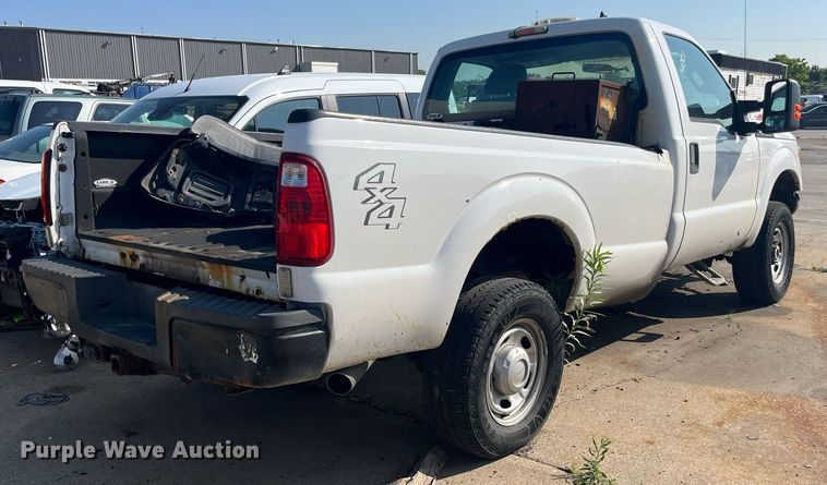 image for item DM4962 2011 Ford  F350 Super Duty  pickup truck