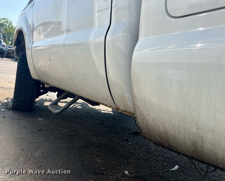 image for item DM4962 2011 Ford  F350 Super Duty  pickup truck