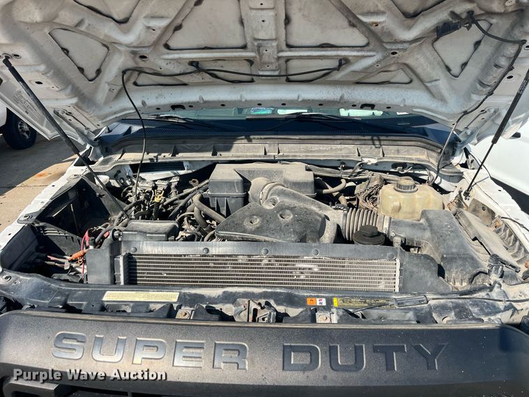 image for item DM4962 2011 Ford  F350 Super Duty  pickup truck