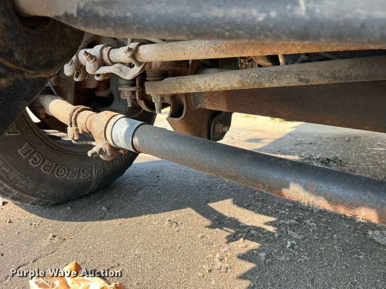 image for item DM4962 2011 Ford  F350 Super Duty  pickup truck