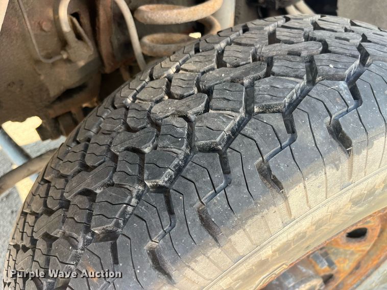 image for item DM4962 2011 Ford  F350 Super Duty  pickup truck