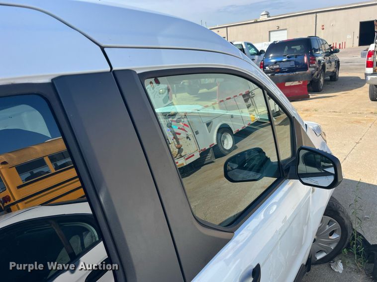 image for item DM4963 2021 Ford Transit Connect  van