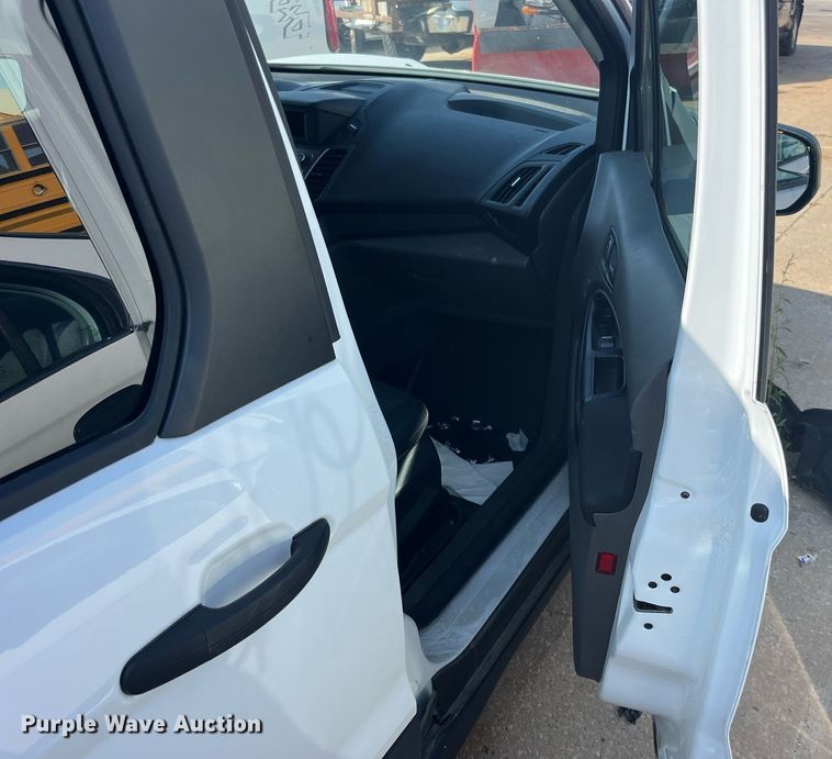 image for item DM4963 2021 Ford Transit Connect  van