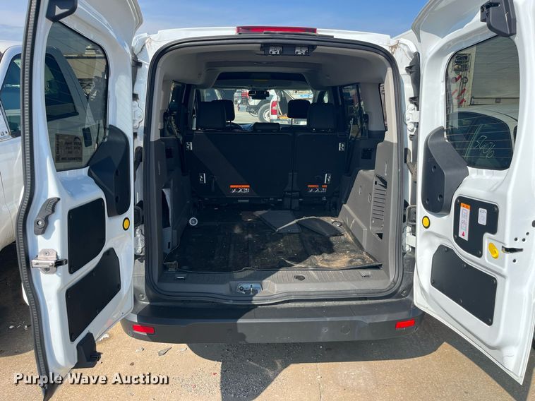 image for item DM4963 2021 Ford Transit Connect  van
