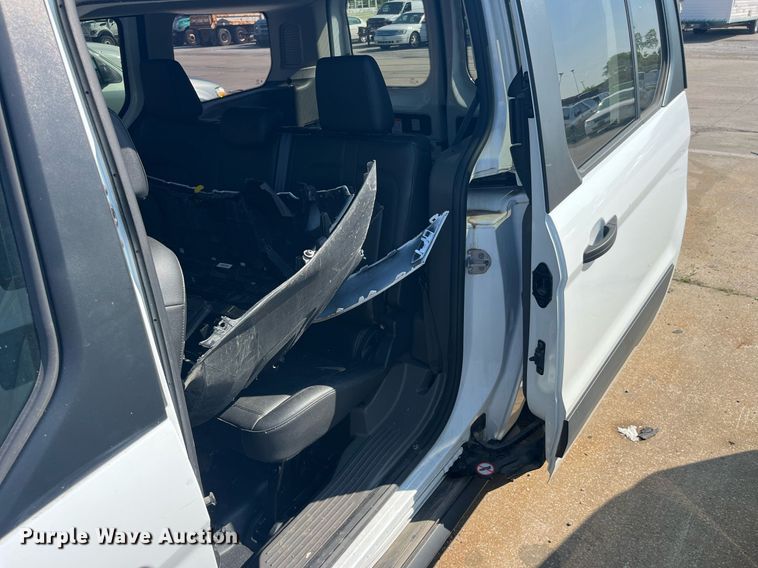 image for item DM4963 2021 Ford Transit Connect  van