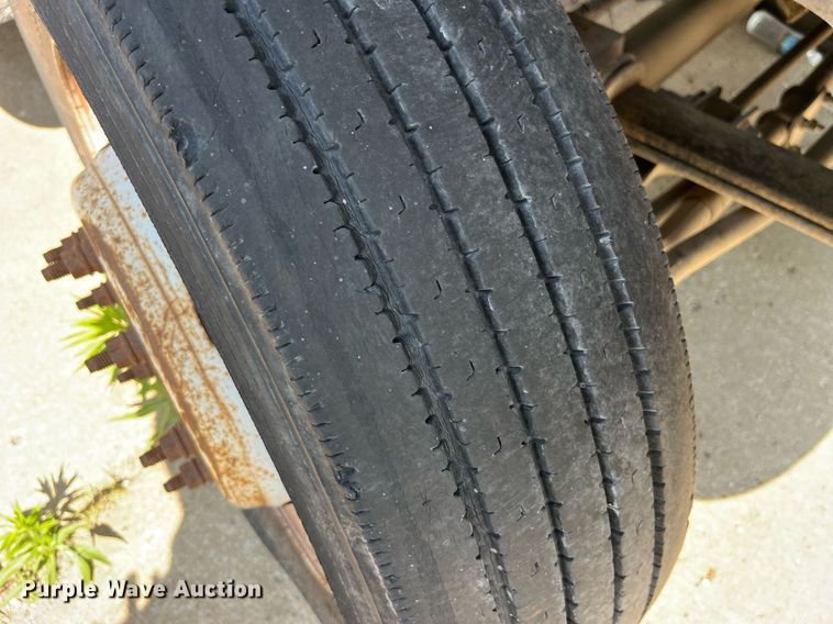 image for item DM4965 2002 Ford F450 Super Duty XL  Crew Cab utility / service truck