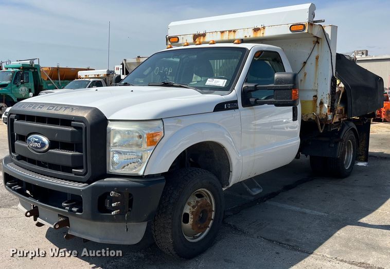 image for item DM4967 2011 Ford F350 Super Duty XL  dump bed pickup truck