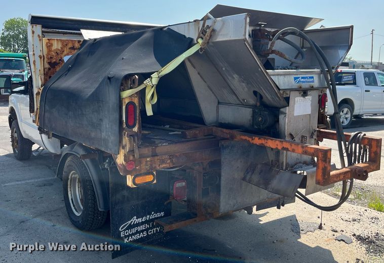 image for item DM4967 2011 Ford F350 Super Duty XL  dump bed pickup truck