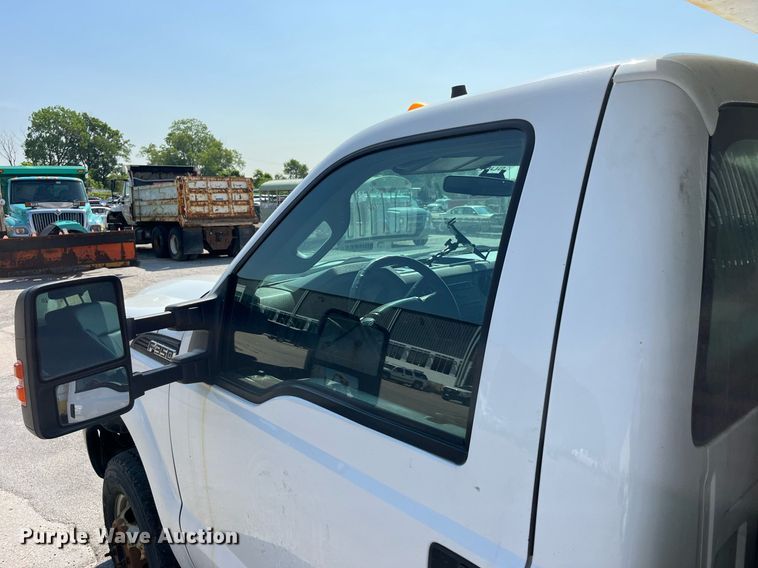 image for item DM4967 2011 Ford F350 Super Duty XL  dump bed pickup truck