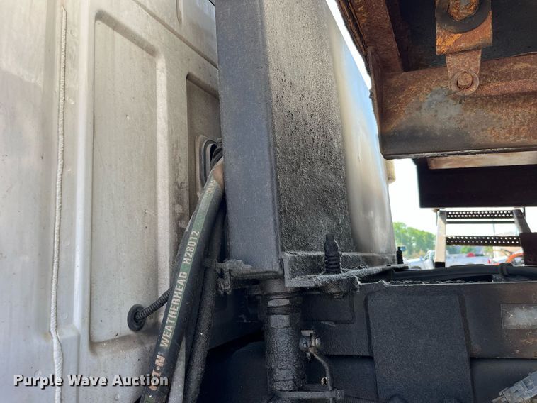 image for item DM4967 2011 Ford F350 Super Duty XL  dump bed pickup truck