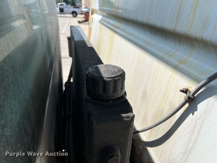 image for item DM4967 2011 Ford F350 Super Duty XL  dump bed pickup truck